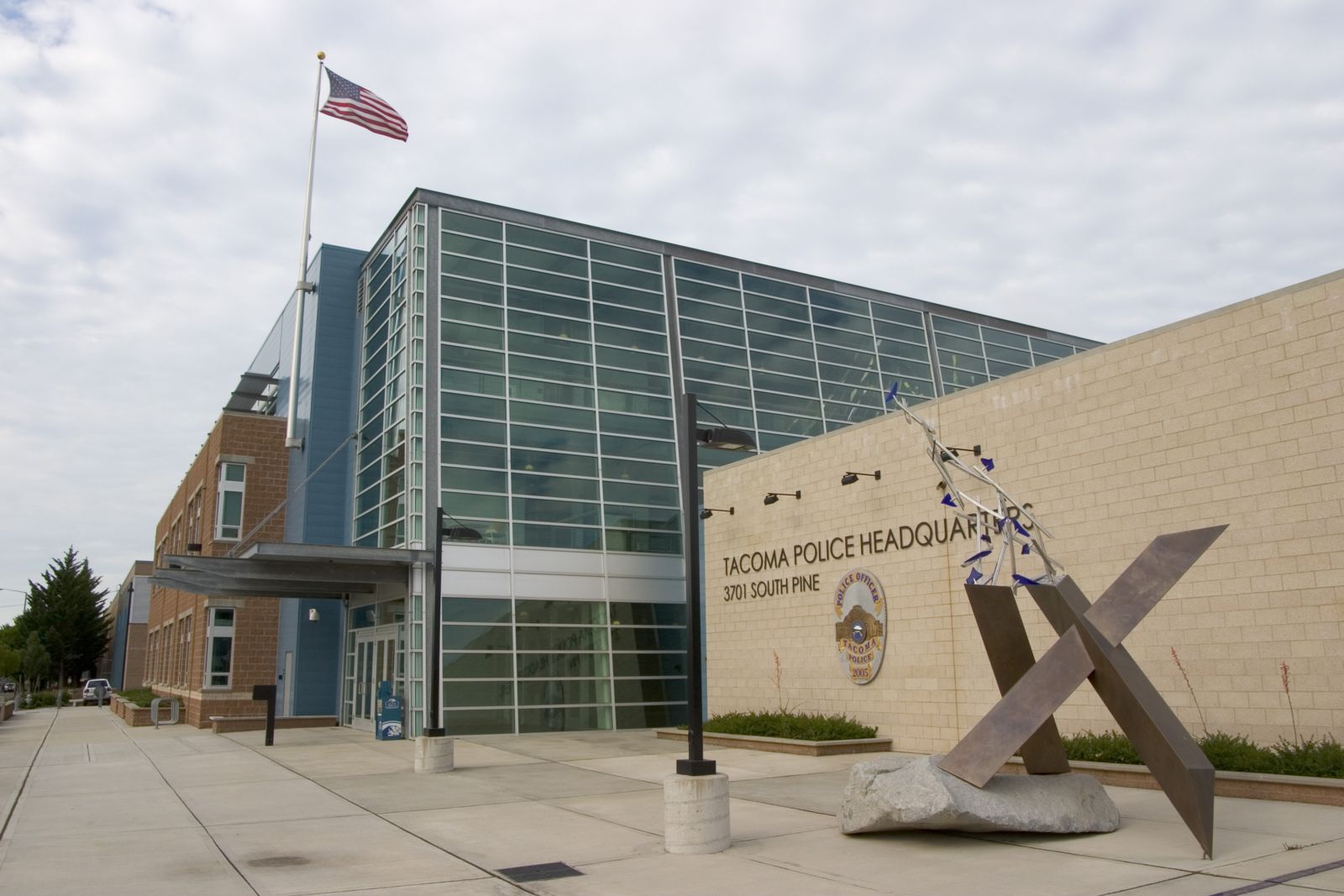 Are you passionate about making a tangible difference in your community? The Tacoma Police Department invites skilled Crime Analysts to be part of our dynamic Crime Analysis Unit (CAU). As a Crime Analyst, you'll play a vital role in deciphering patterns, identifying trends, and providing actionable insights to shape strategic law enforcement decisions.